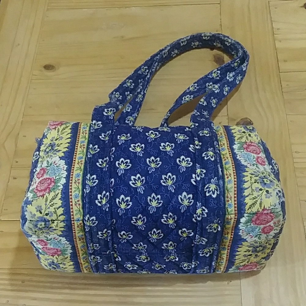EUC Vera Bradley Small Duffel "Maison Blue"